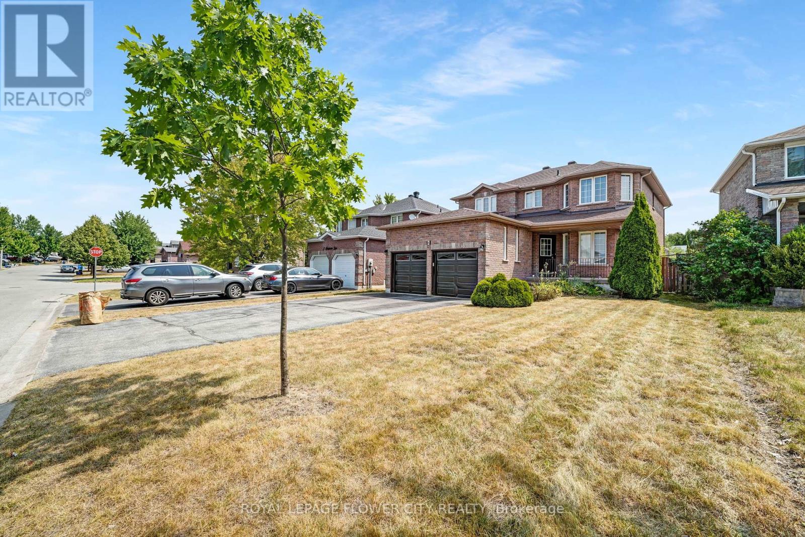 4 Stephanie Lane, Barrie, Ontario  L4N 0V2 - Photo 2 - S12391667