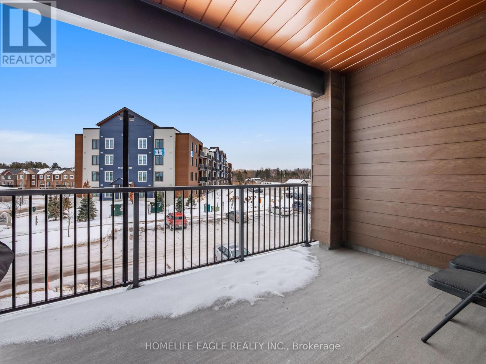 211 - 20 Koda Street, Barrie, Ontario  L9J 0J7 - Photo 12 - S12391754