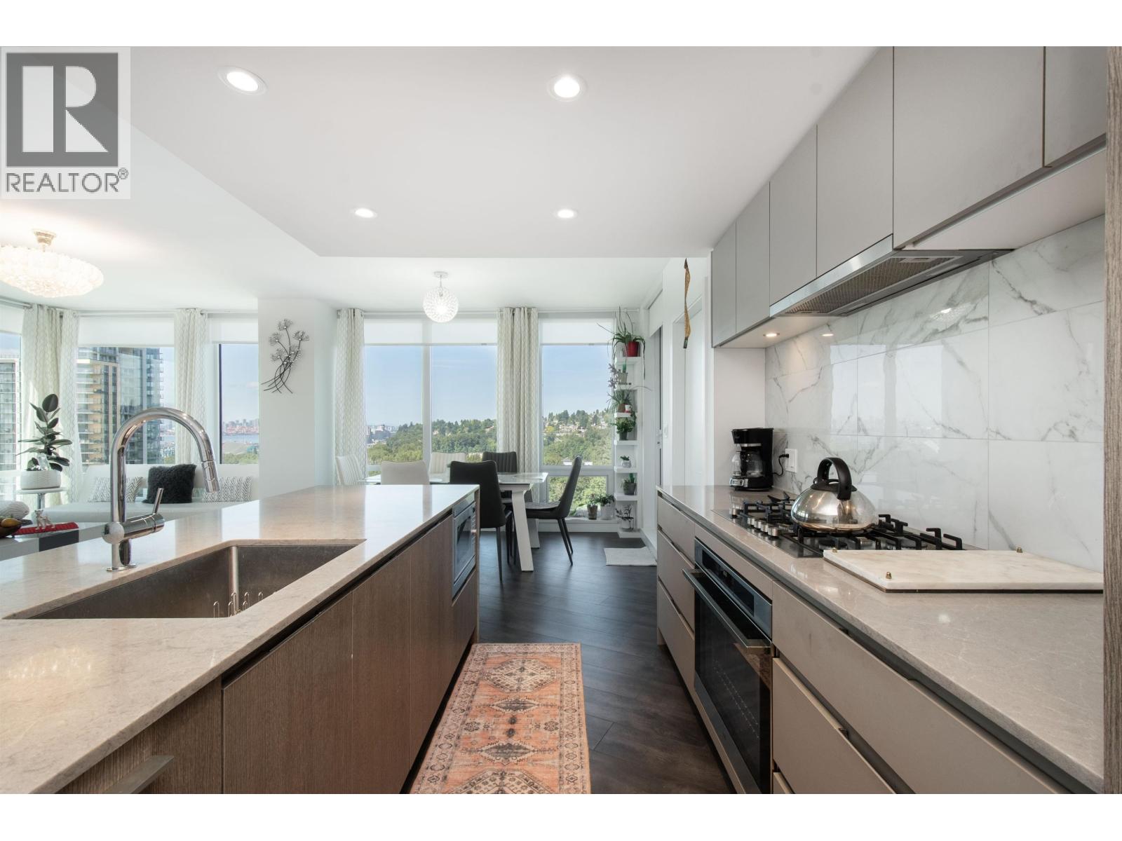 1807 1500 Fern Street, North Vancouver, British Columbia  V7J 0E6 - Photo 8 - R3045444