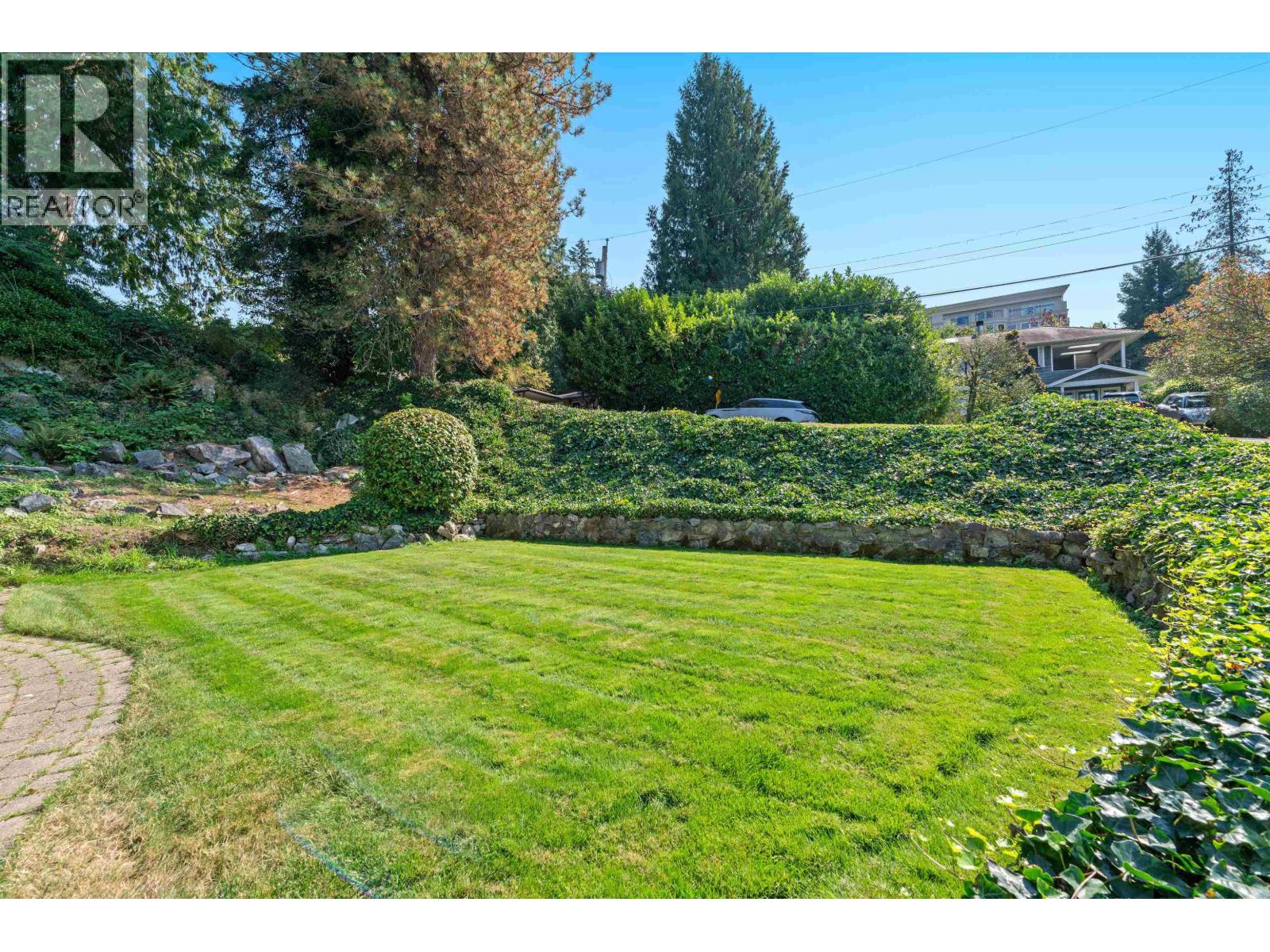 5475 Greenleaf Road, West Vancouver, British Columbia  V7W 1N5 - Photo 38 - R3045499