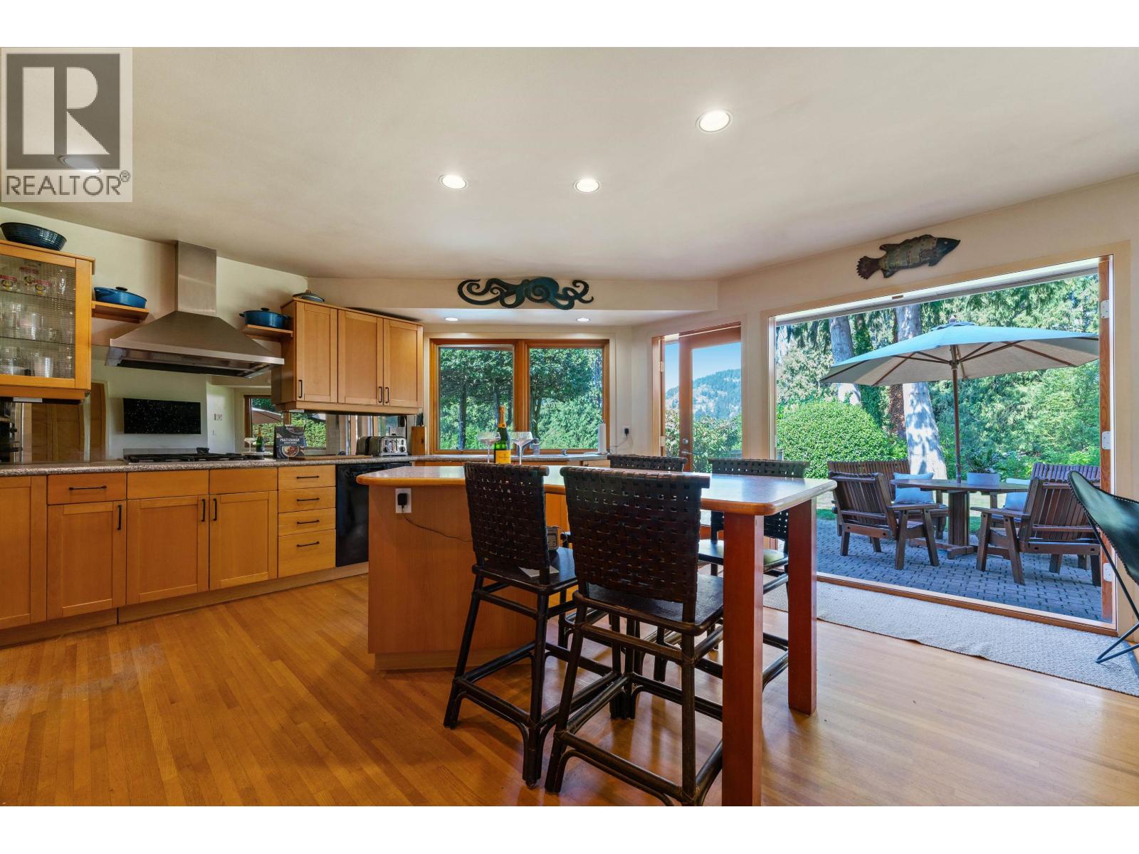 5475 Greenleaf Road, West Vancouver, British Columbia  V7W 1N5 - Photo 9 - R3045499