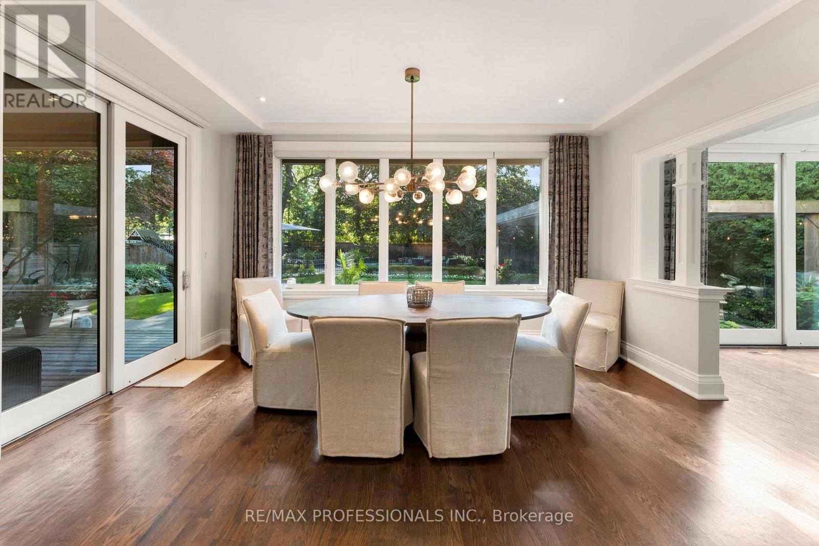 40 Edgehill Road, Toronto (Edenbridge-Humber Valley), Ontario  M9A 4N4 - Photo 17 - W12391631