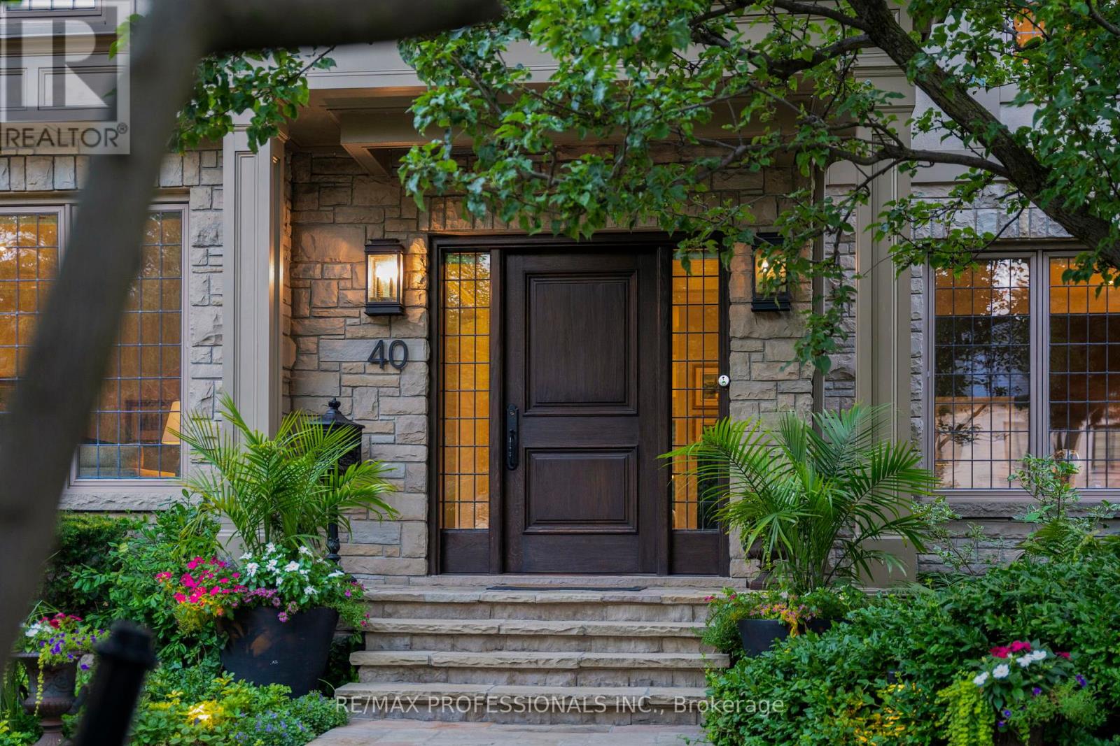 Property at 40 EDGEHILL ROAD image 3