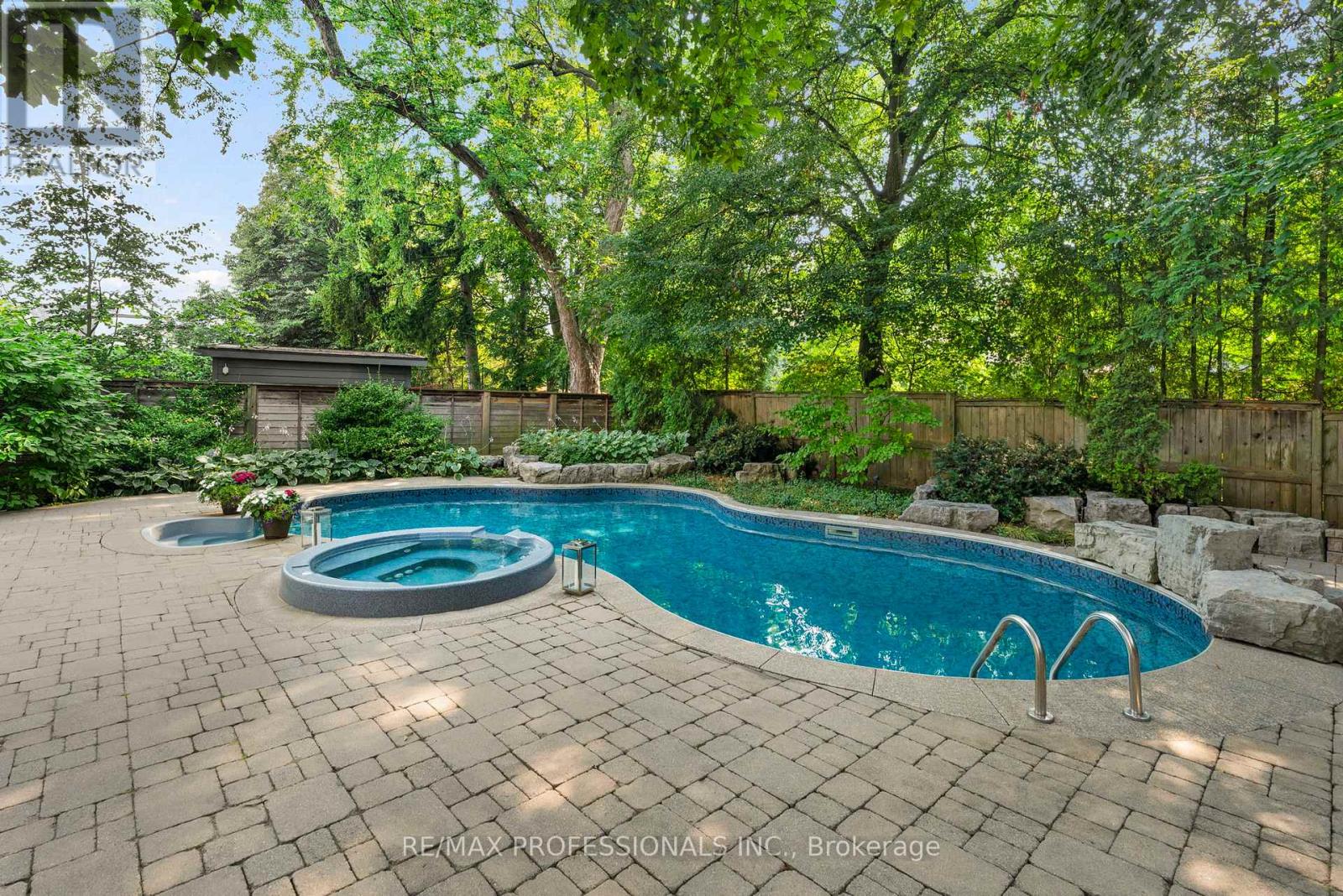 40 Edgehill Road, Toronto (Edenbridge-Humber Valley), Ontario  M9A 4N4 - Photo 43 - W12391631