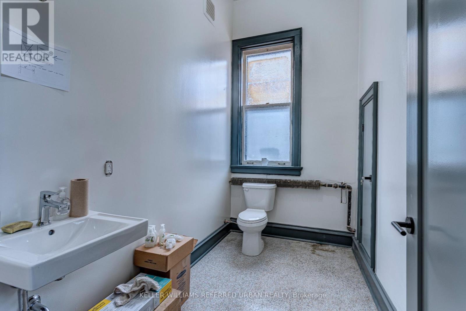 Ground - 2974 Lake Shore Boulevard W, Toronto, Ontario  M8V 1J9 - Photo 15 - W12391698