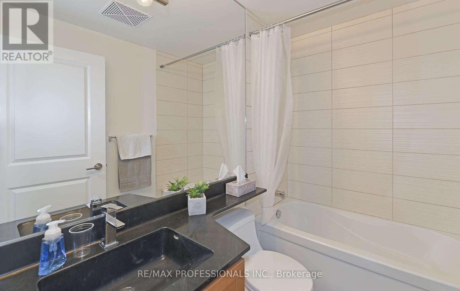 2906 - 50 Absolute Avenue, Mississauga, Ontario  L4Z 0A8 - Photo 10 - W12391723
