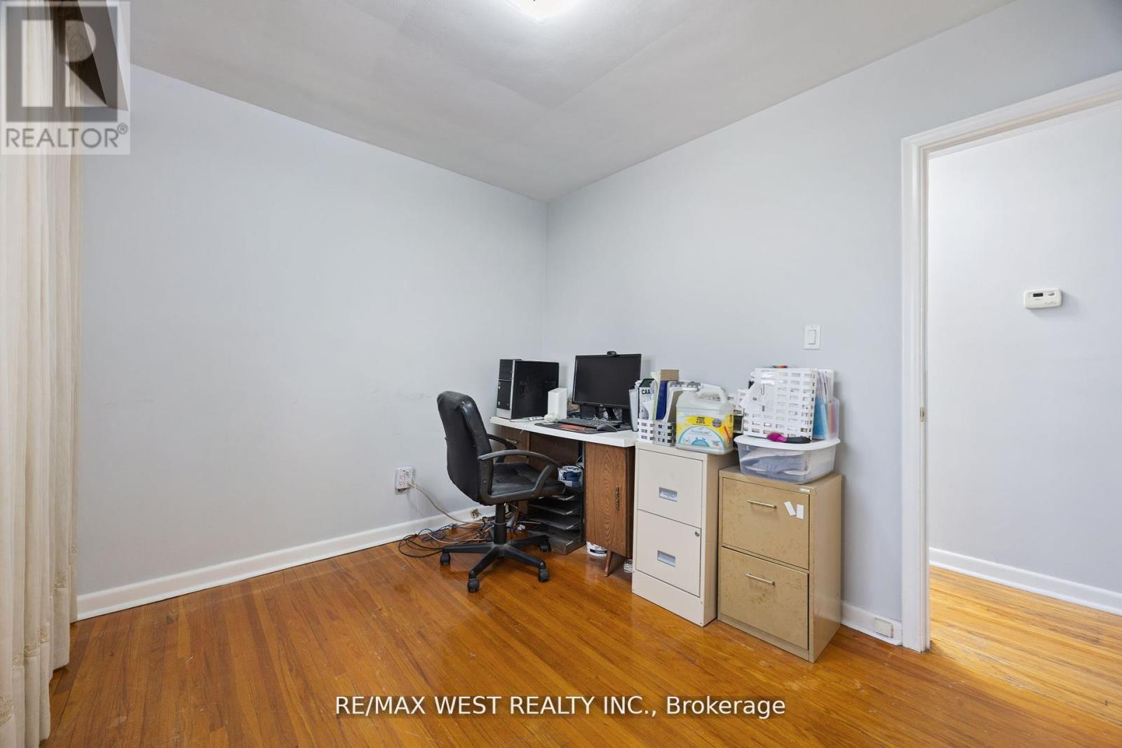 47 Brawley Avenue, Toronto, Ontario  M8Z 4Z5 - Photo 19 - W12391740