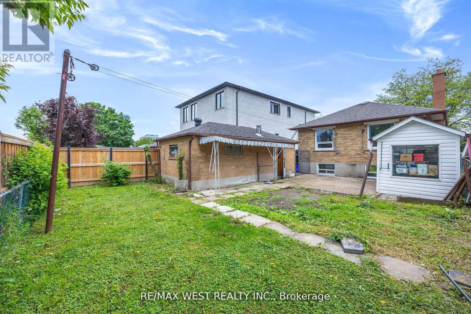 47 Brawley Avenue, Toronto, Ontario  M8Z 4Z5 - Photo 36 - W12391740