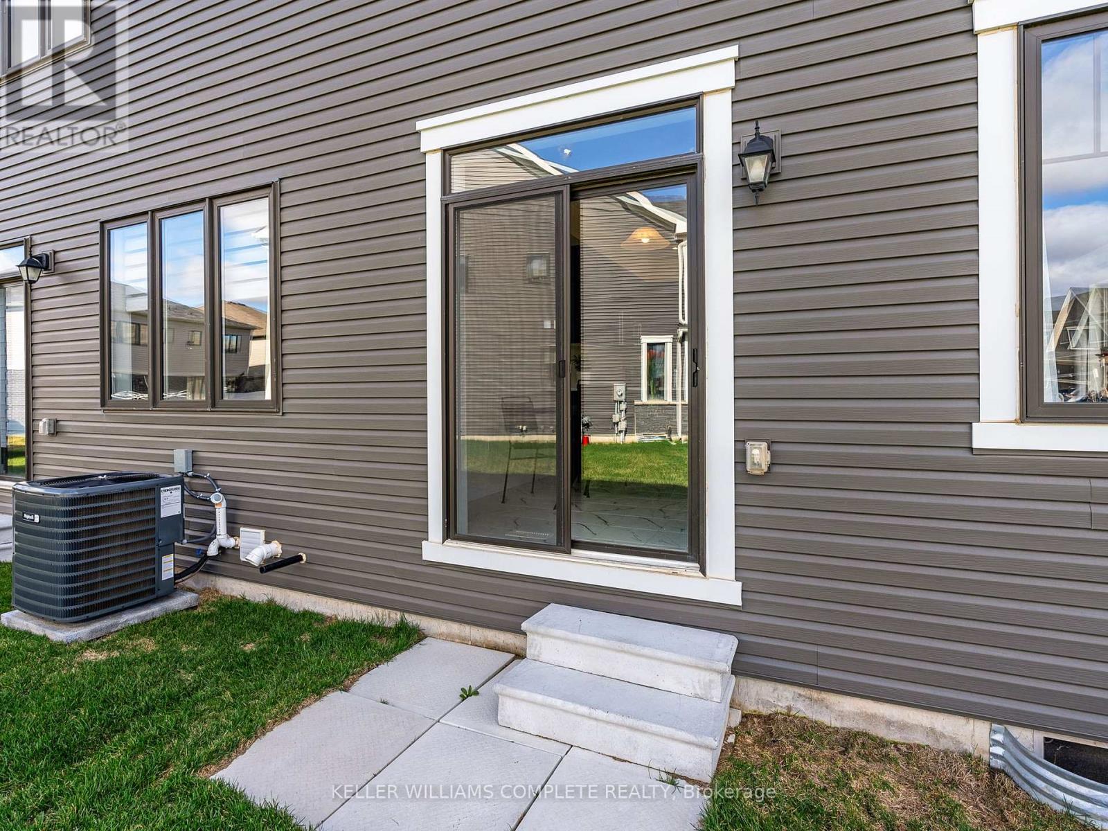 170 Whithorn Crescent, Haldimand, Ontario  N3W 0G7 - Photo 41 - X12391677