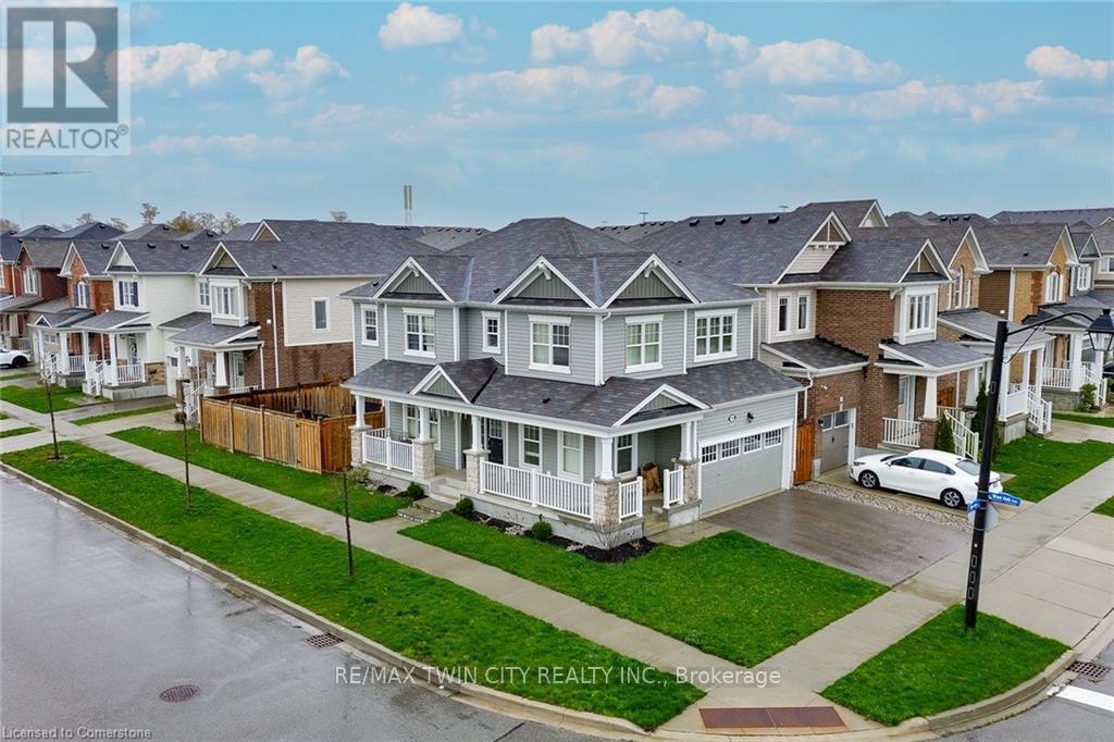 18 Blue Oak Street, Kitchener, Ontario N2K 0K3 - Photo 32 - X12391750