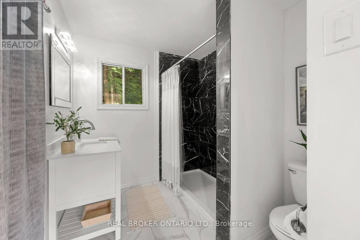 1027 Spensor's Trail, Highlands East, Ontario  K0M 1X0 - Photo 17 - X12391793