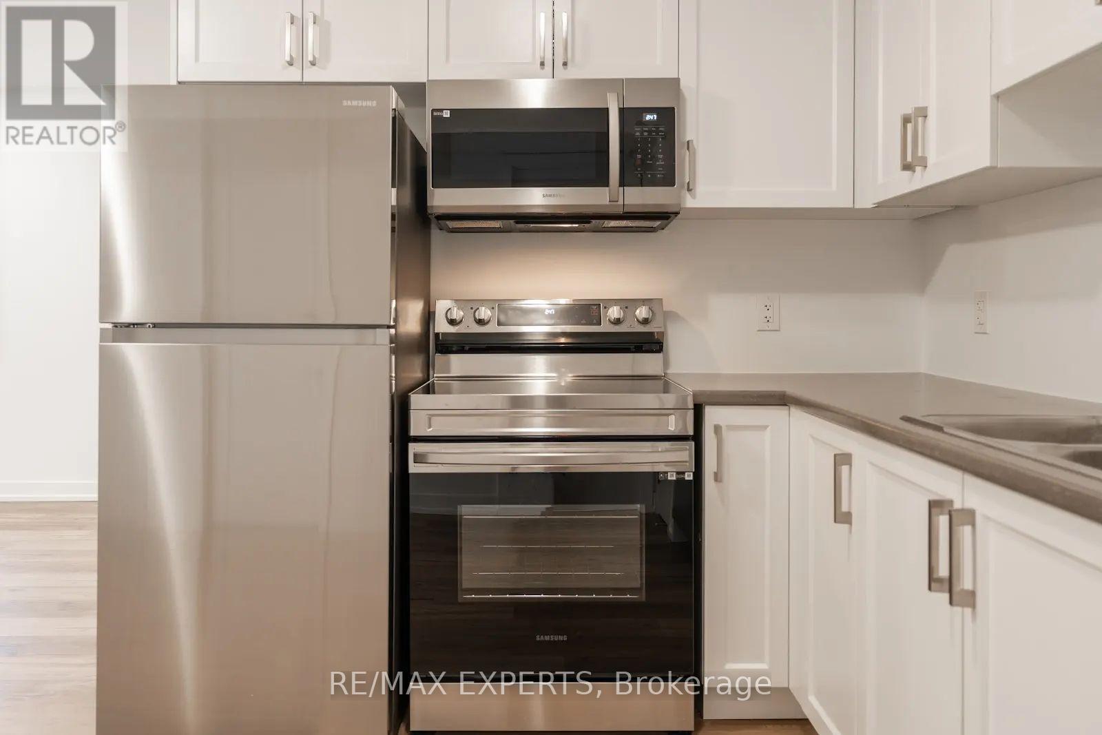 435 - 4263 Fourth Avenue, Niagara Falls, Ontario  L2E 0C2 - Photo 11 - X12391803