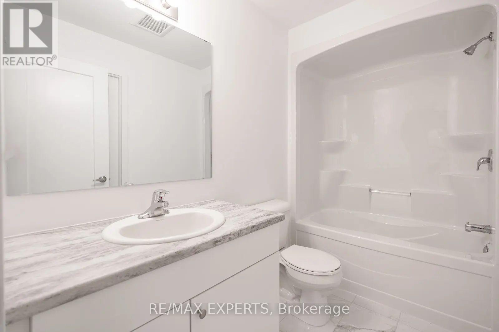 435 - 4263 Fourth Avenue, Niagara Falls, Ontario  L2E 0C2 - Photo 17 - X12391803