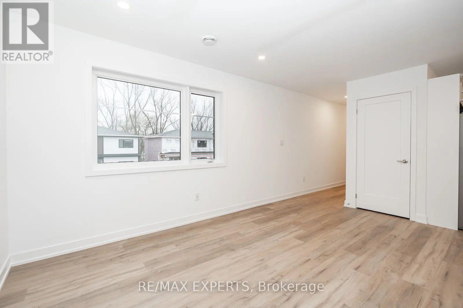 435 - 4263 Fourth Avenue, Niagara Falls, Ontario  L2E 0C2 - Photo 7 - X12391803