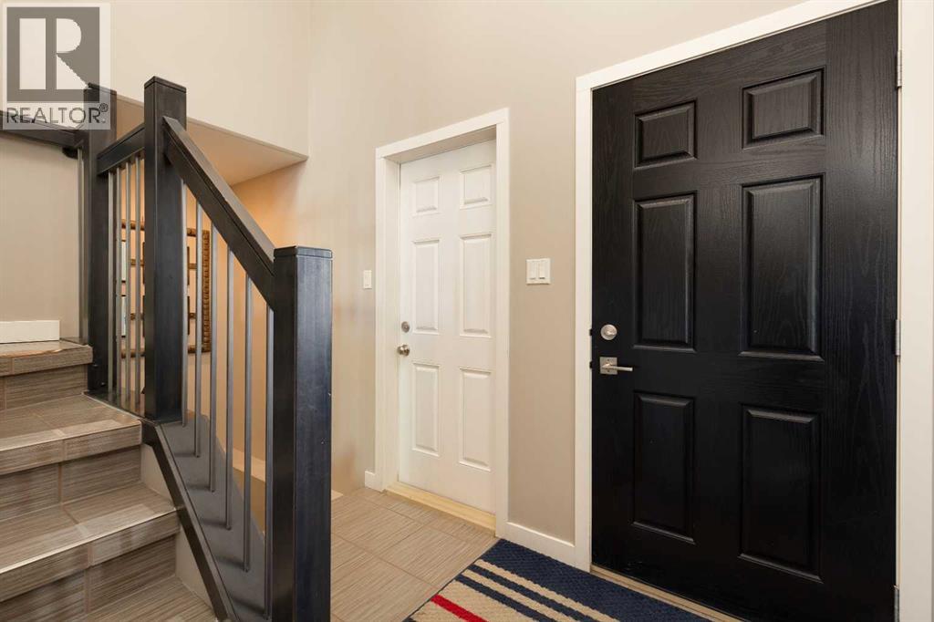 Property at 93 Riverine Lane W image 3