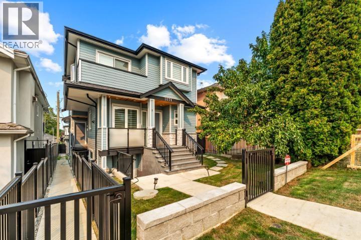 2 3571 E 28TH AVENUE, Vancouver, British Columbia