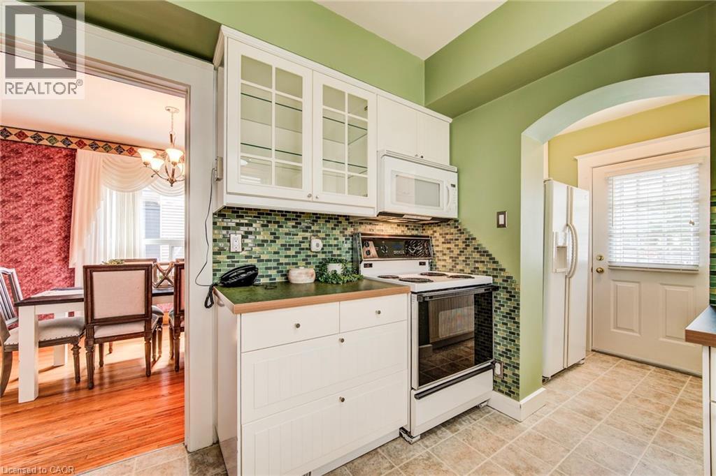 48 John Street E, Waterloo, Ontario  N2J 1E8 - Photo 16 - 40765143