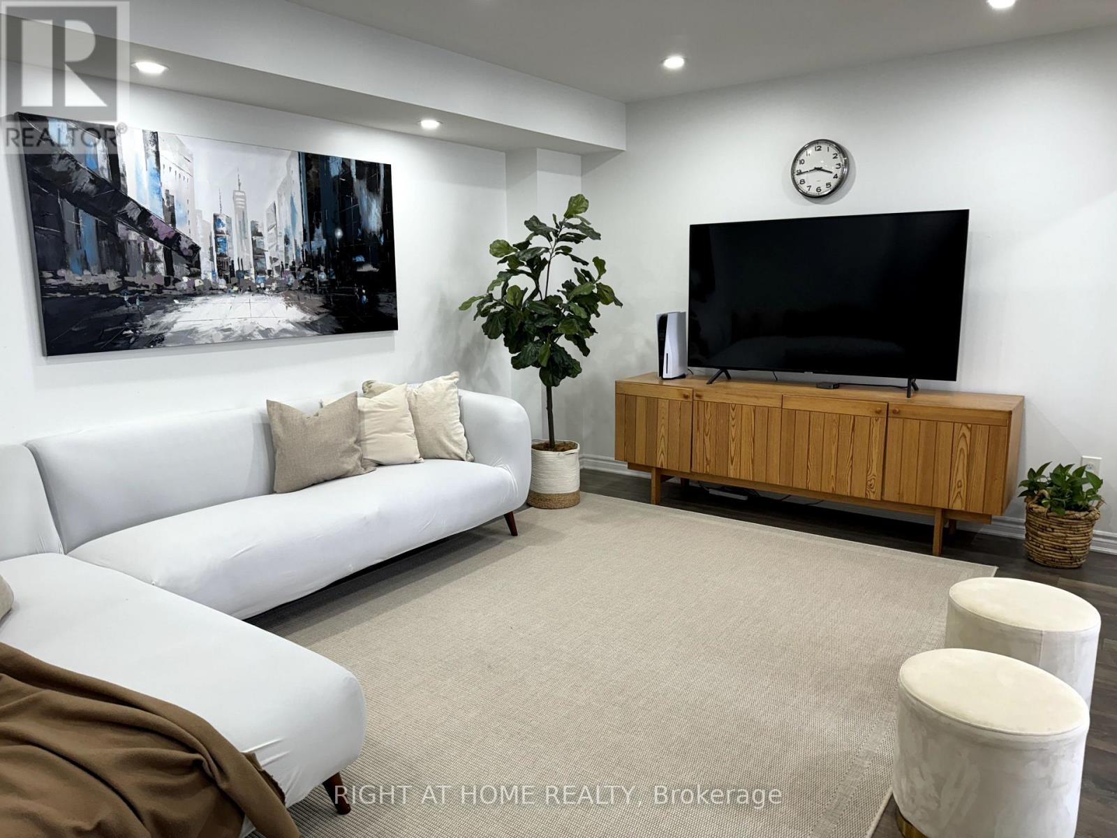 72 Ayers Crescent, Toronto, Ontario  M1L 0C4 - Photo 17 - E12391432