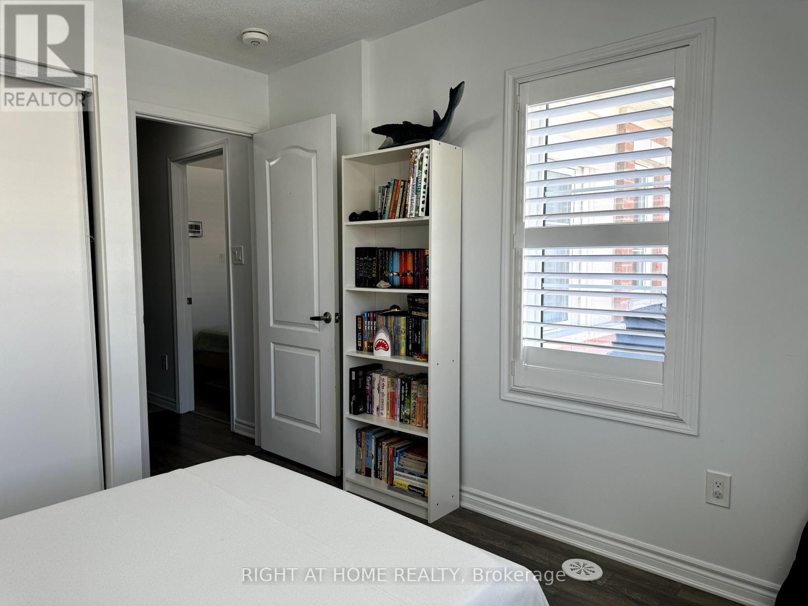 72 Ayers Crescent, Toronto, Ontario  M1L 0C4 - Photo 7 - E12391432