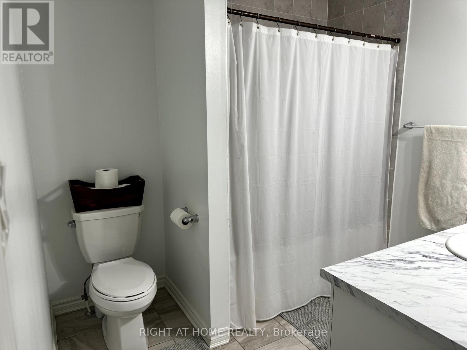 72 Ayers Crescent, Toronto, Ontario  M1L 0C4 - Photo 12 - E12391432
