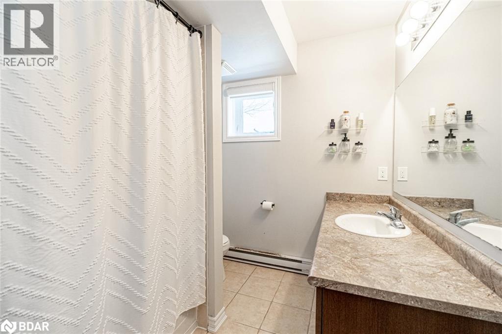 25 Madelaine Drive Unit# 7, Barrie, Ontario  L9J 0G8 - Photo 12 - 40767957