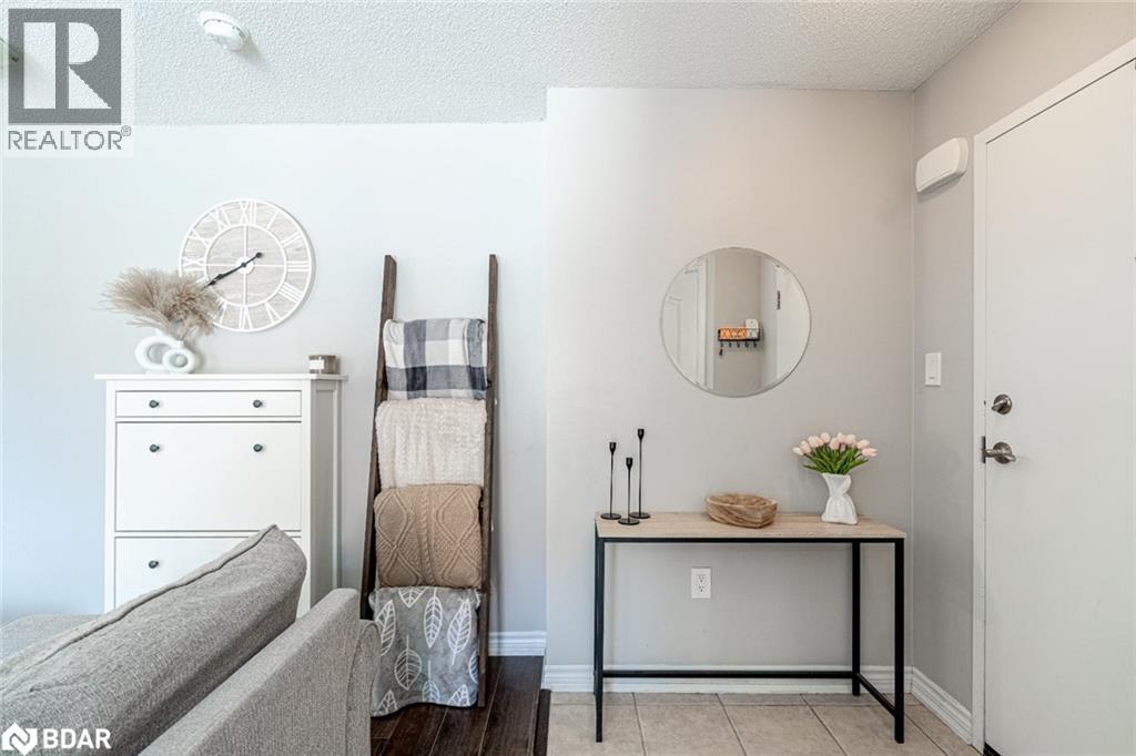 25 Madelaine Drive Unit# 7, Barrie, Ontario  L9J 0G8 - Photo 9 - 40767957