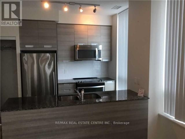109 - 75 Eglinton Avenue W, Mississauga, Ontario  L5R 0E4 - Photo 7 - W12382286