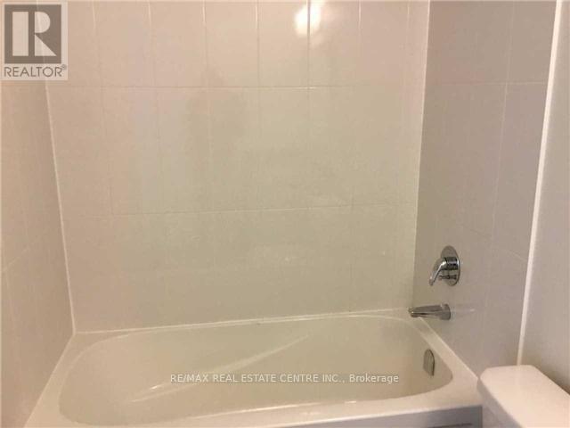 109 - 75 Eglinton Avenue W, Mississauga, Ontario  L5R 0E4 - Photo 15 - W12382286