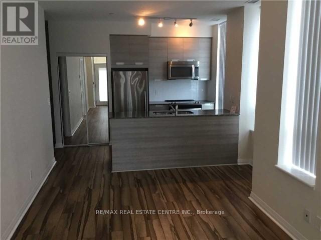 109 - 75 Eglinton Avenue W, Mississauga, Ontario  L5R 0E4 - Photo 5 - W12382286