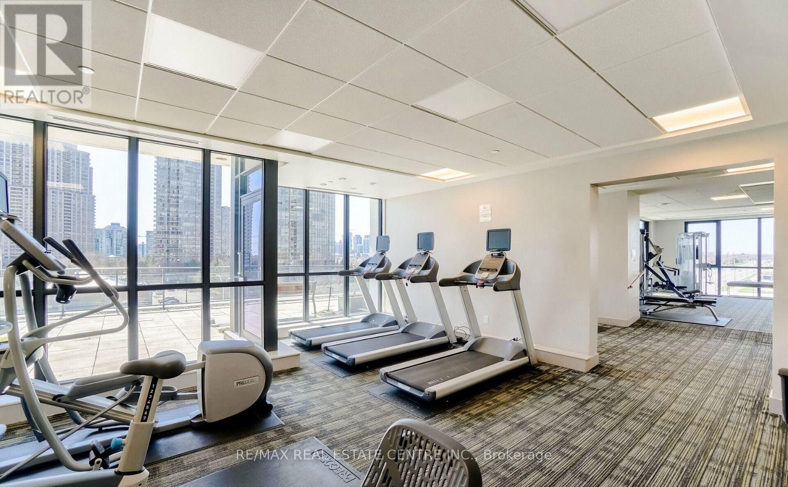 109 - 75 Eglinton Avenue W, Mississauga, Ontario  L5R 0E4 - Photo 16 - W12382286