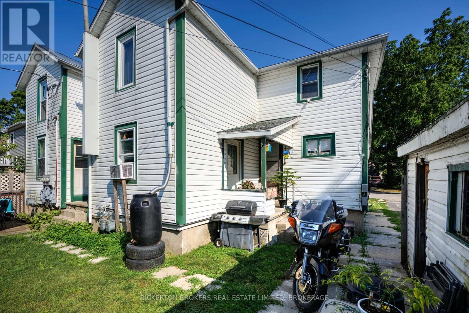 212-214 Garden Street, Gananoque, Ontario  K7G 1J2 - Photo 13 - X12392049