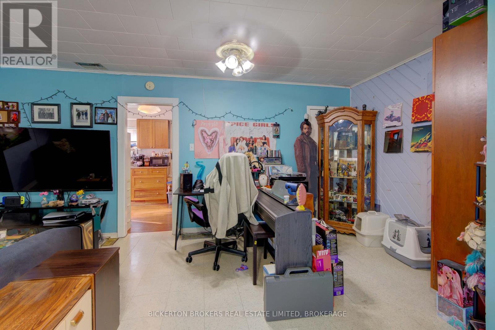 212-214 Garden Street, Gananoque, Ontario  K7G 1J2 - Photo 28 - X12392049