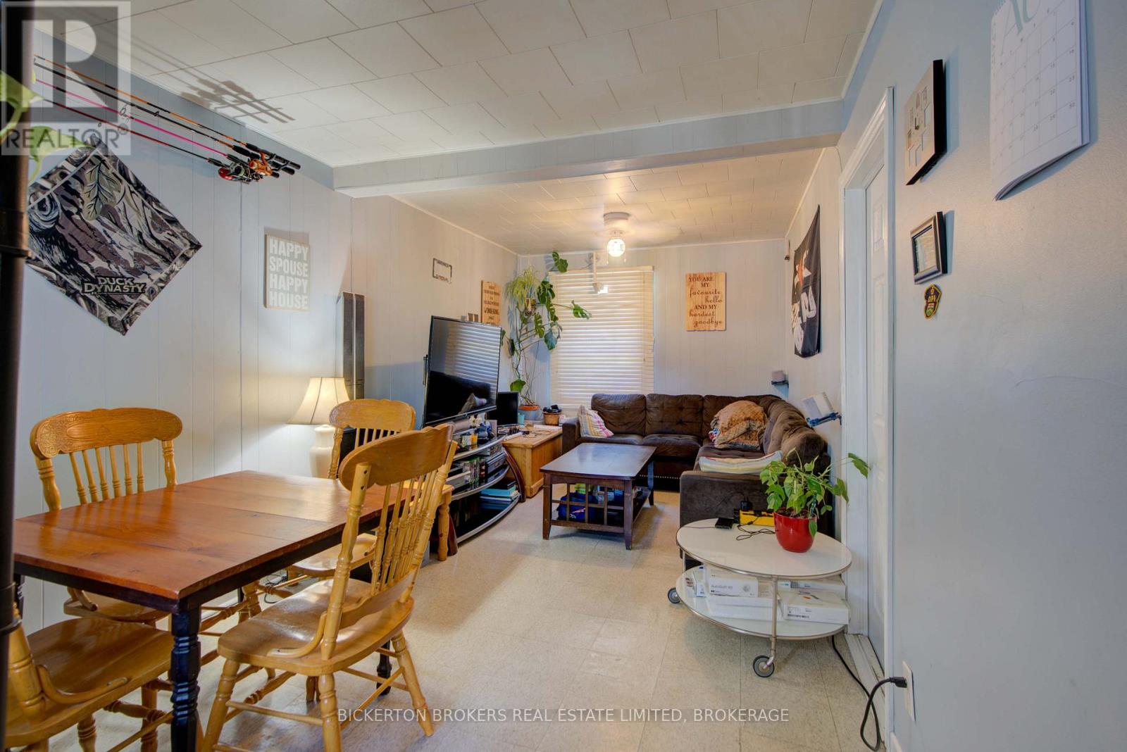 212-214 Garden Street, Gananoque, Ontario  K7G 1J2 - Photo 36 - X12392049