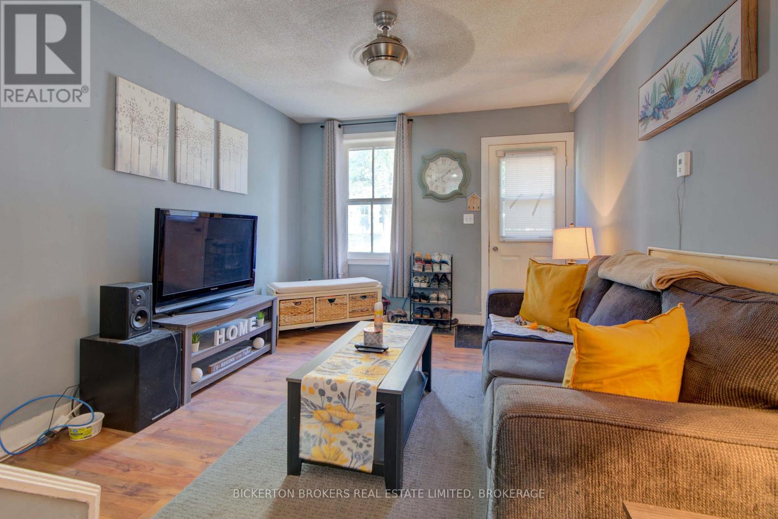 212-214 Garden Street, Gananoque, Ontario  K7G 1J2 - Photo 43 - X12392049