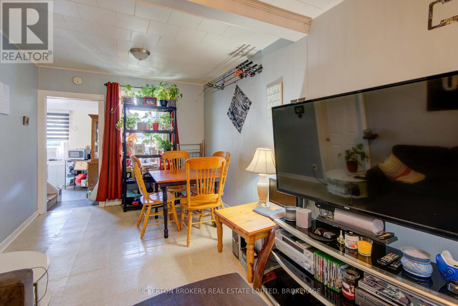 212-214 Garden Street, Gananoque, Ontario  K7G 1J2 - Photo 46 - X12392049