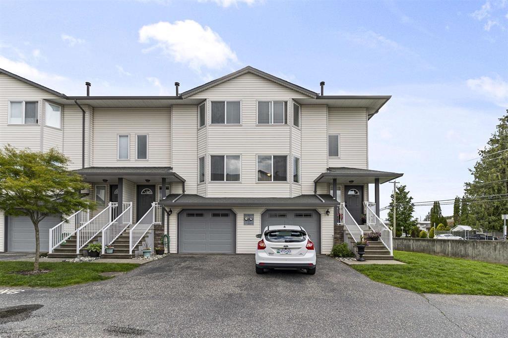 24 45296 Watson Road, Garrison Crossing, Chilliwack, British Columbia  V2R 3J4 - Photo 1 - R3045411