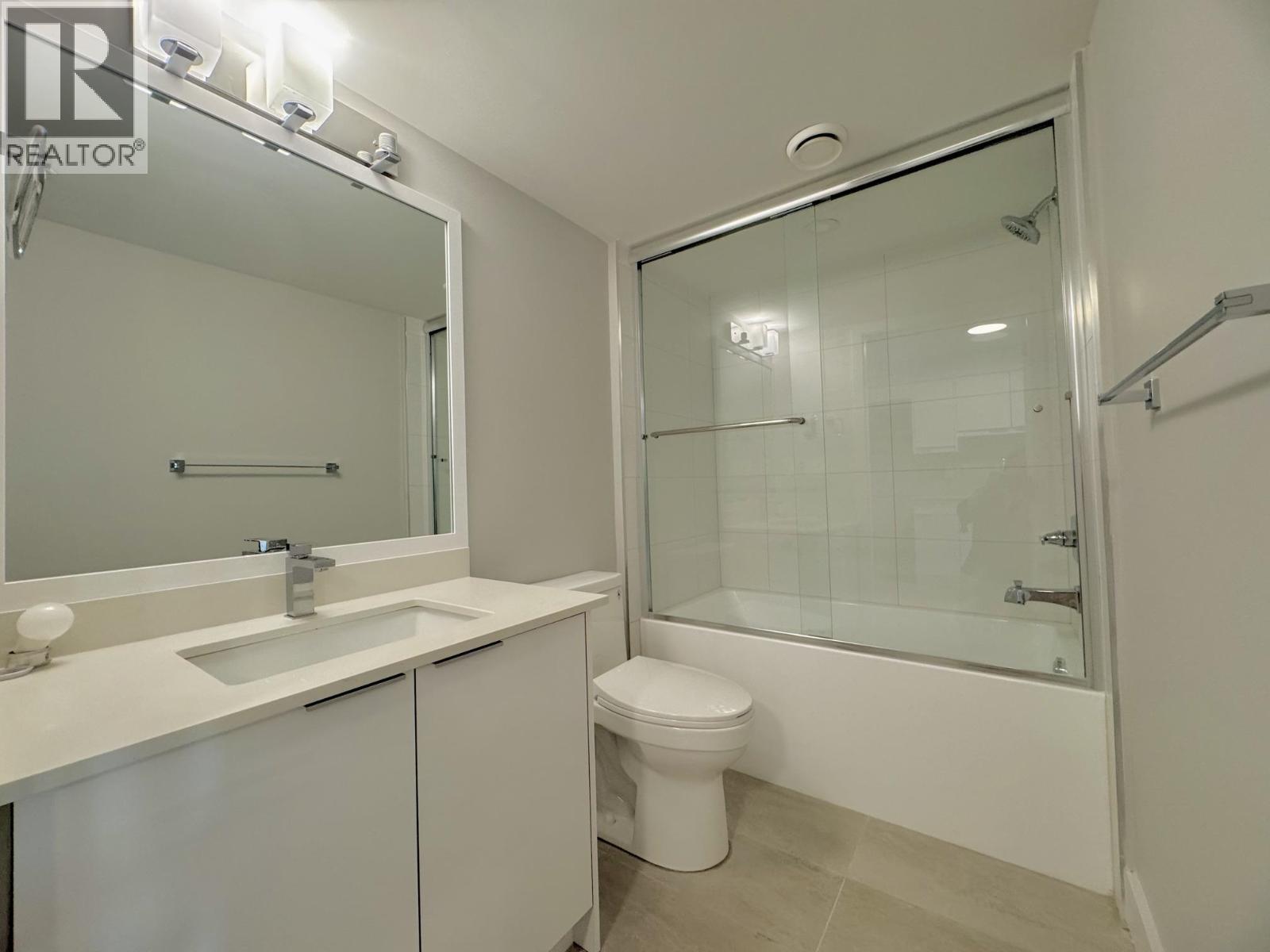 307 3050 Kingsway, Vancouver, British Columbia  V5R 5J7 - Photo 3 - R3042415