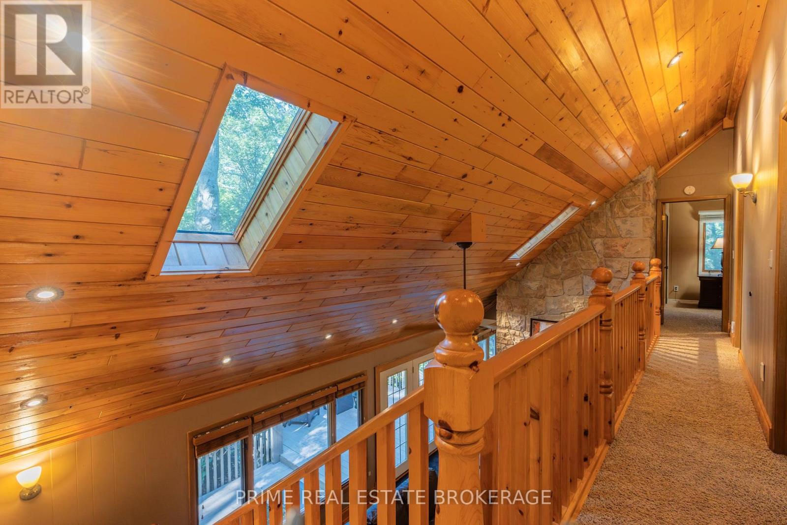 10257 Woodpark Court, Lambton Shores (Grand Bend), Ontario  N0M 1T0 - Photo 24 - X12391915