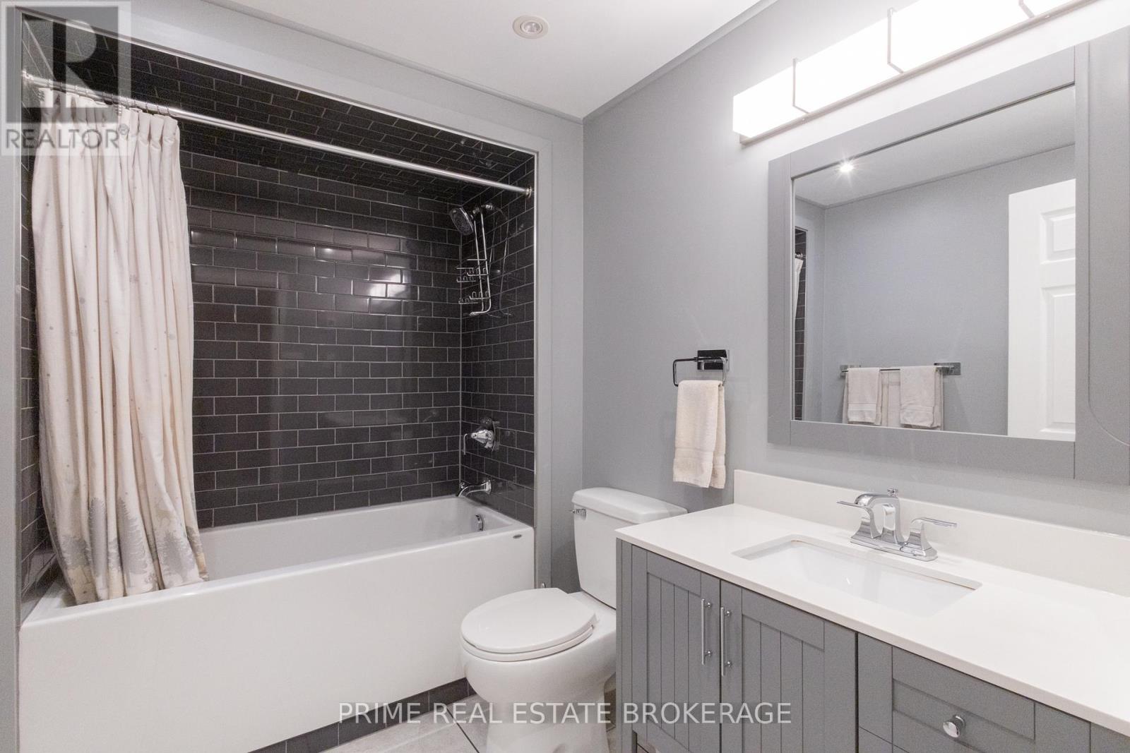 10257 Woodpark Court, Lambton Shores (Grand Bend), Ontario  N0M 1T0 - Photo 35 - X12391915