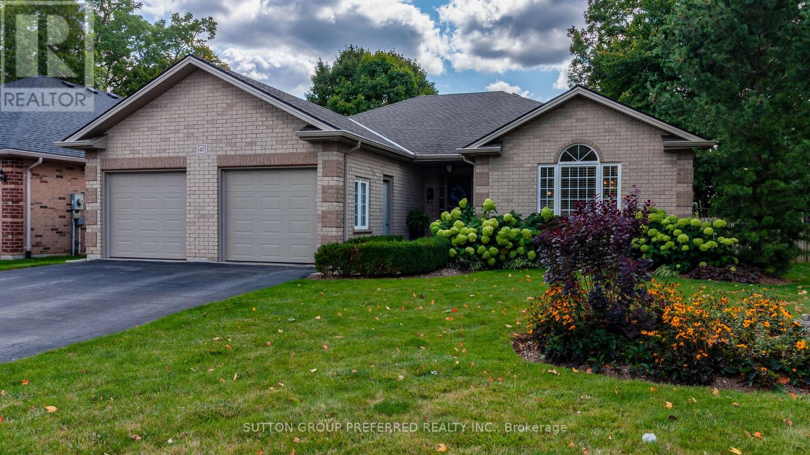 Photo 2 at 47 Trillium Drive, Tillsonburg Photo 2 at 47 Trillium Drive, Tillsonburg