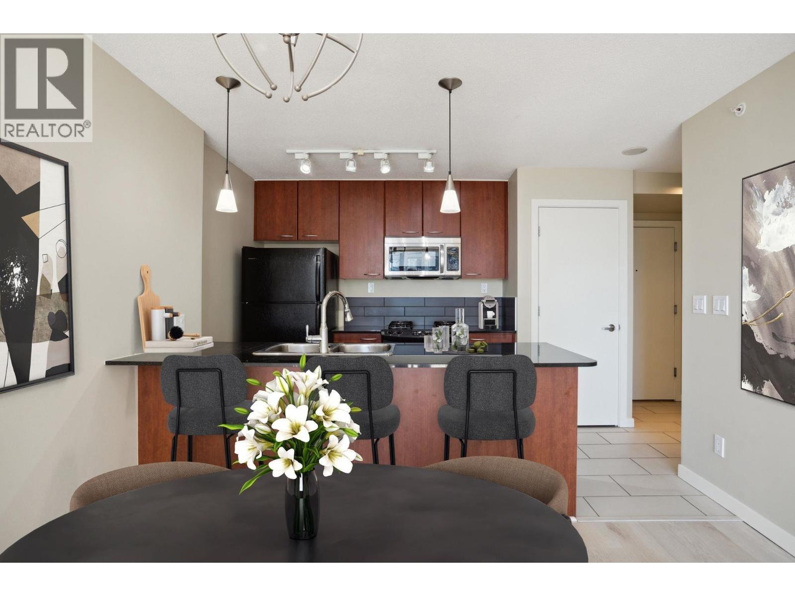 2009 7178 Collier Street, Burnaby, British Columbia  V5E 4N7 - Photo 2 - R3045485