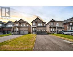 22 PRINCE PHILIP BOULEVARD, North Dumfries, Ontario