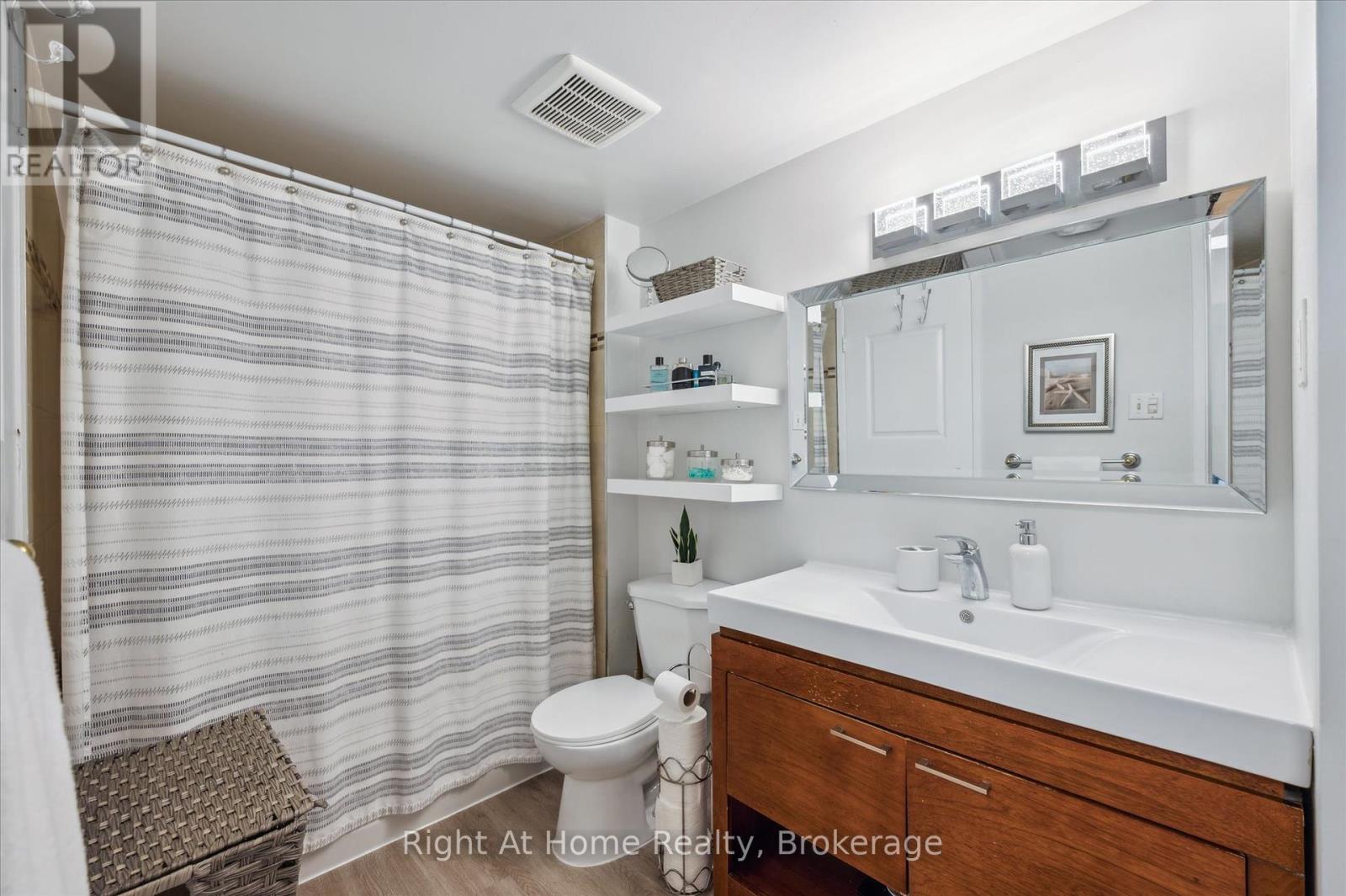 534 - 1450 Glen Abbey Gate, Oakville, Ontario  L6M 2V7 - Photo 19 - W12391910