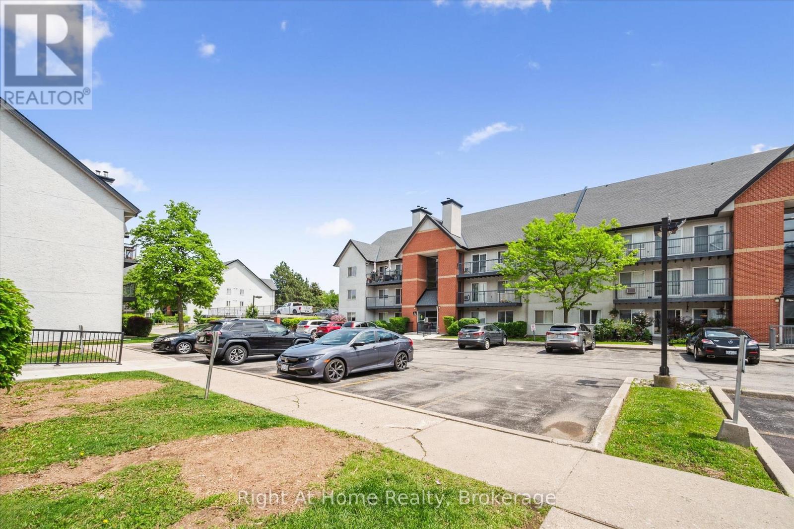 534 - 1450 Glen Abbey Gate, Oakville, Ontario  L6M 2V7 - Photo 24 - W12391910