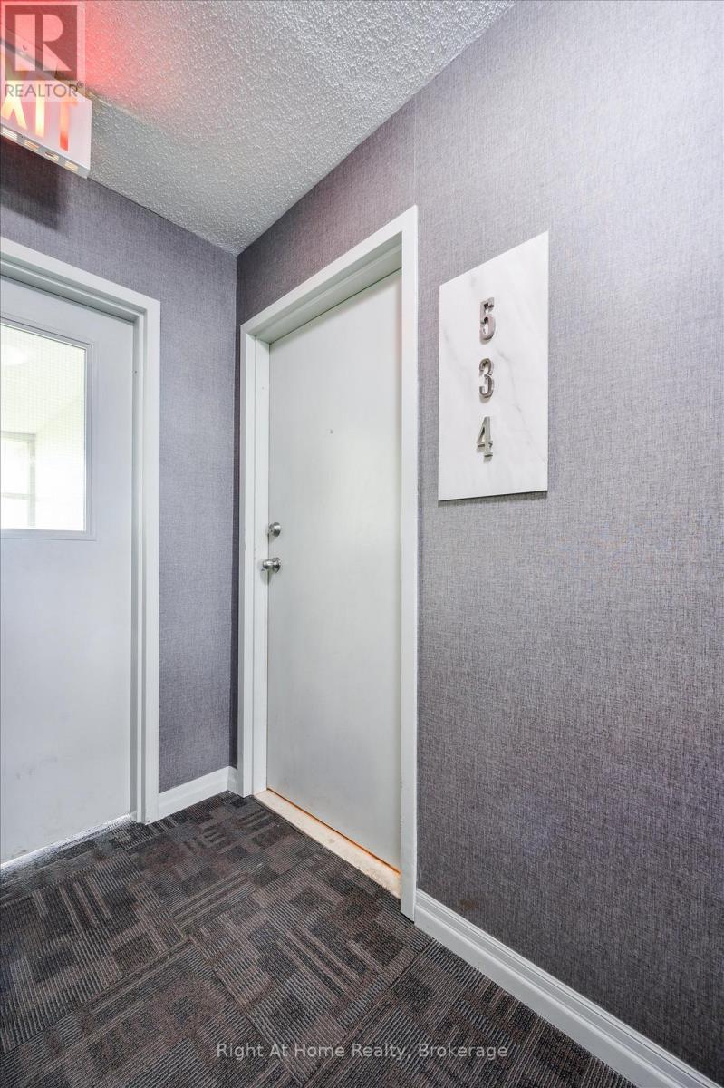 534 - 1450 Glen Abbey Gate, Oakville, Ontario  L6M 2V7 - Photo 5 - W12391910