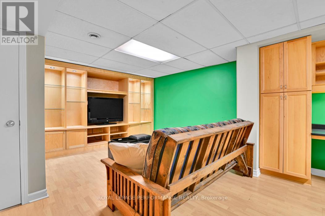 6252 Paddler Way, Ottawa, Ontario  K1C 2E7 - Photo 20 - X12391886