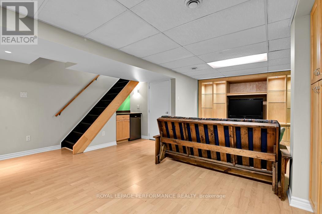 6252 Paddler Way, Ottawa, Ontario  K1C 2E7 - Photo 22 - X12391886
