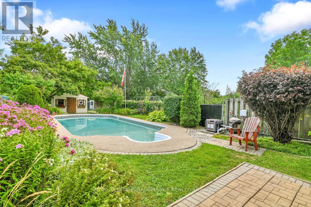6252 Paddler Way, Ottawa, Ontario  K1C 2E7 - Photo 29 - X12391886