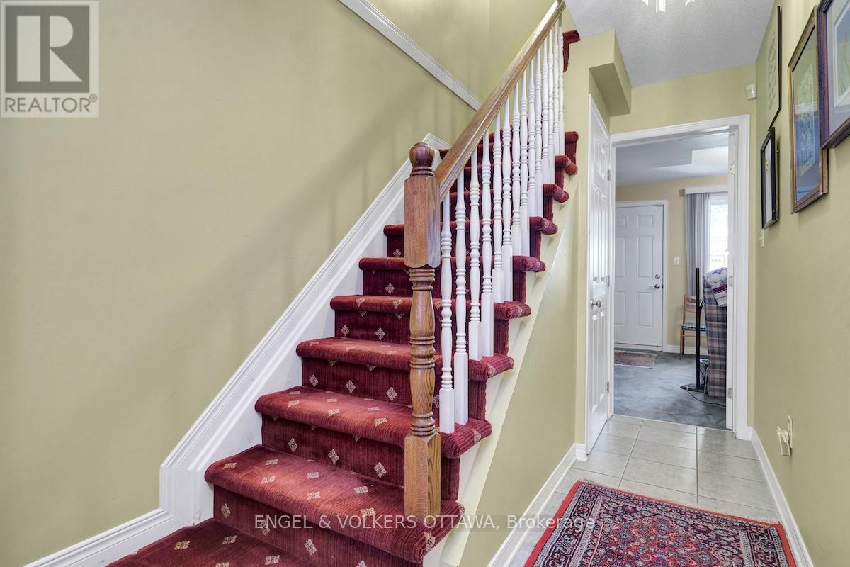 Property at 6 STOCKPORT PRIVATE image 5
