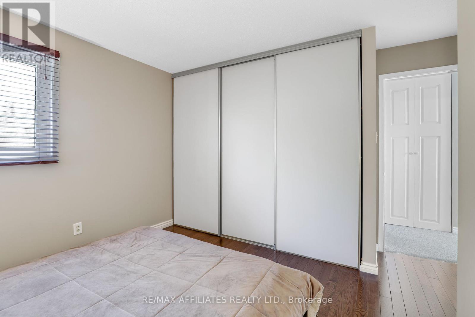 22 Castlegreen Private, Ottawa, Ontario  K1T 3N4 - Photo 23 - X12391952